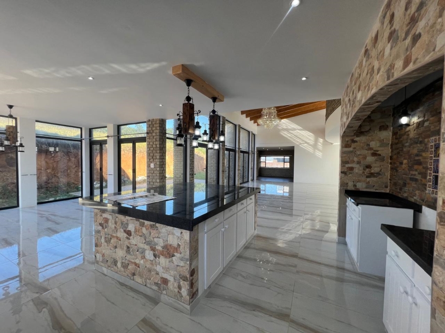 5 Bedroom Property for Sale in Royalston Residential Estate and Wildlife Reserve Eastern Cape